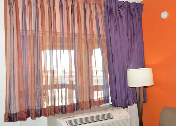 Howard Johnson By Wyndham 2*