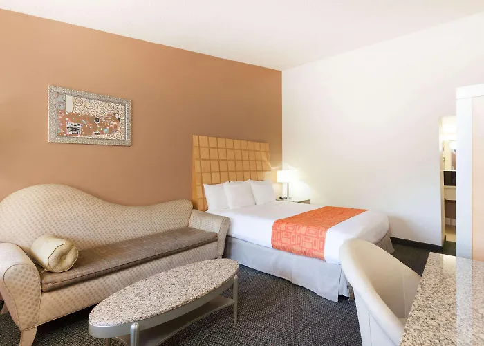 Howard Johnson By Wyndham 2* Yuma