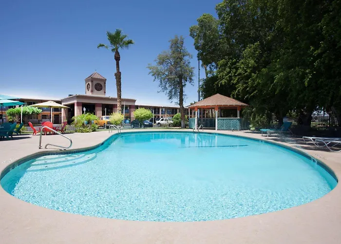 Howard Johnson By Wyndham Hotel 2*