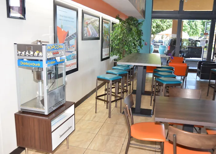 Hotel Howard Johnson By Wyndham 2*