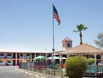 Howard Johnson By Wyndham