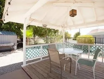 Howard Johnson By Wyndham 2*